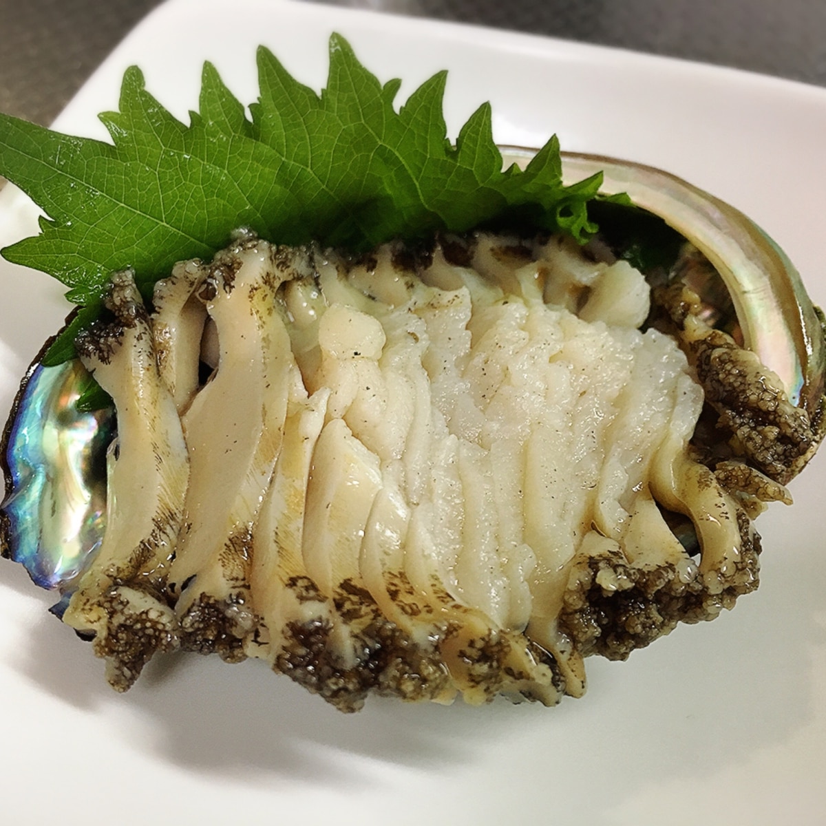 活あわびのさばき方 お刺身 レシピ 作り方 By Aki Baaachan 318 楽天レシピ 活あわびのさばき方 お刺身 レシピ 作り方 By Aki Baaachan 318 楽天レシピ
